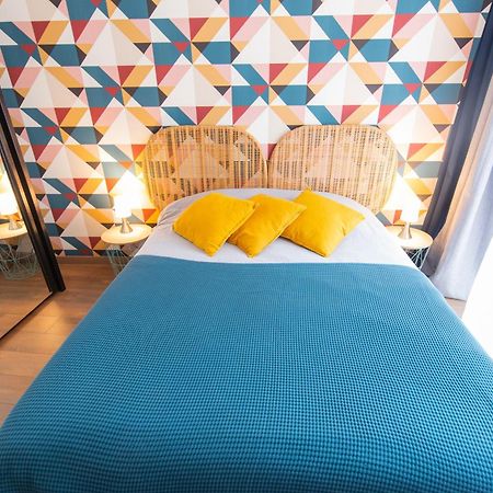 Chez Twiggy - Guesthouse Vintage A Prenois Habitación foto